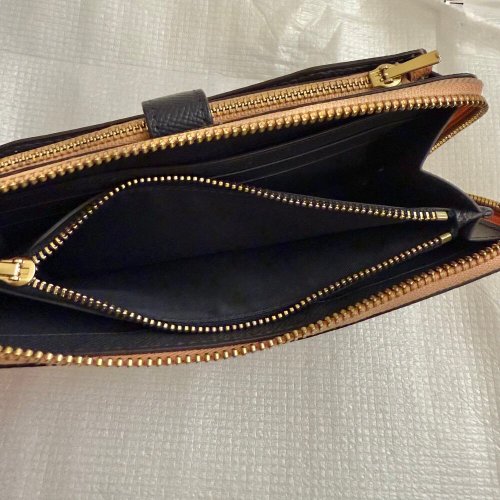 Coach Multifunction Zip Wallet Crossgrain Leather in Sunrise Multi F29940 - Picture 14 of 15